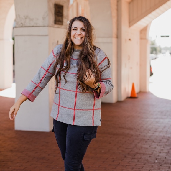 Meet your Posher, Taylor - Picture 4 of 5